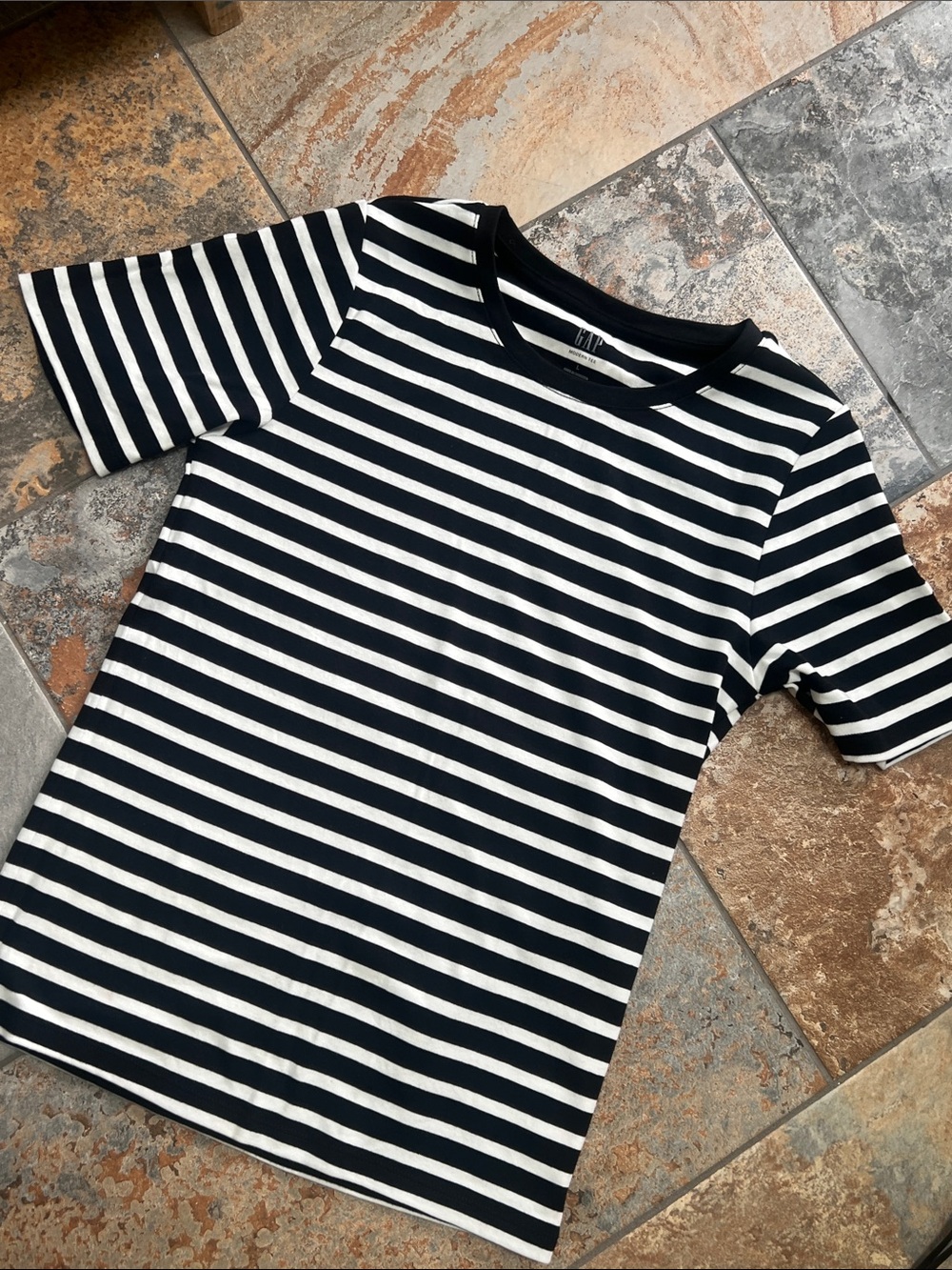 Gap black and White Striped Short Sleeve Tee